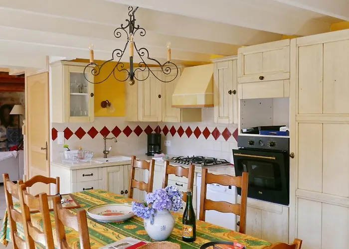 711- Spacieuse Ferme Bretonne * Beuzec-Cap-Sizun